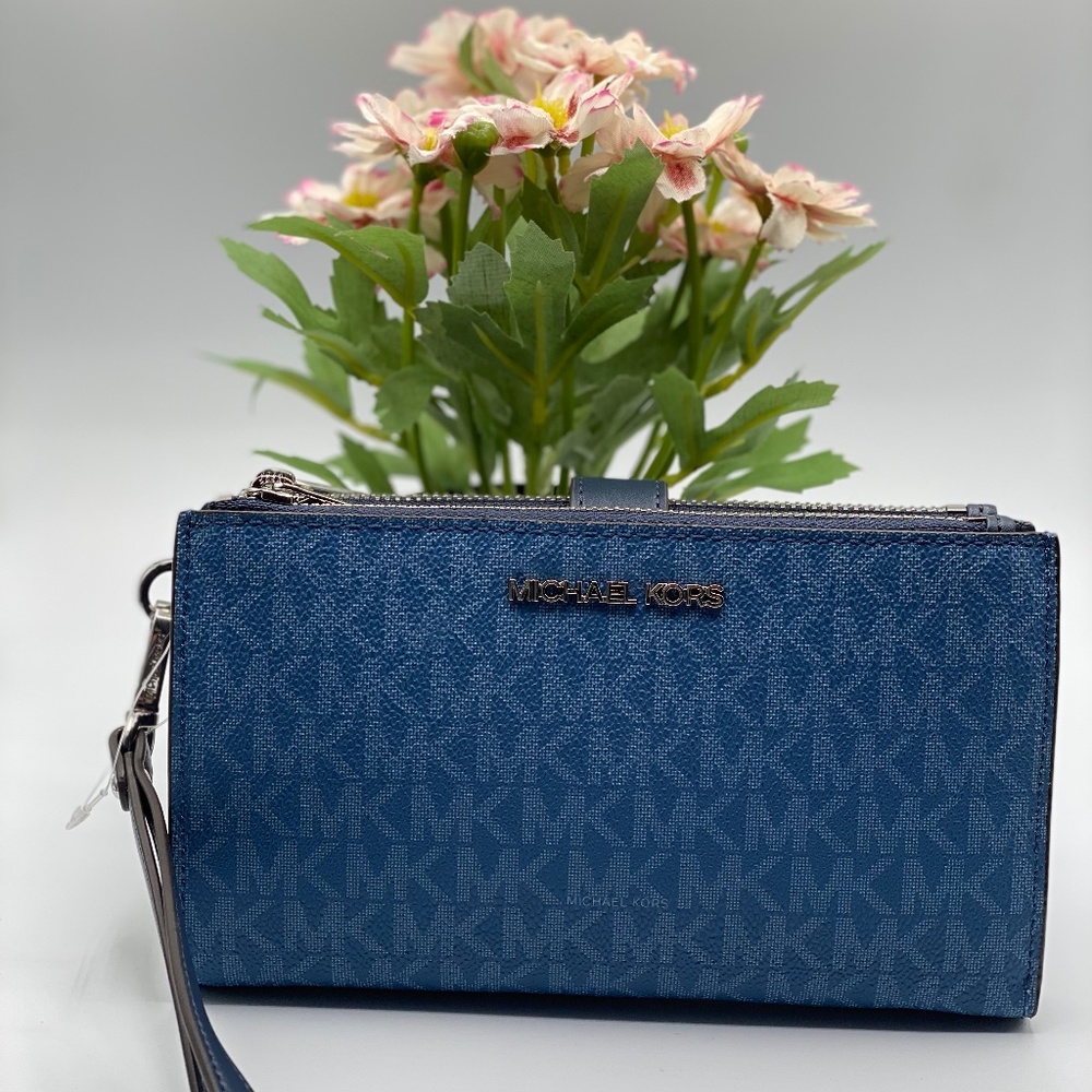 MK JDT LG DoubleZip Wristlet
